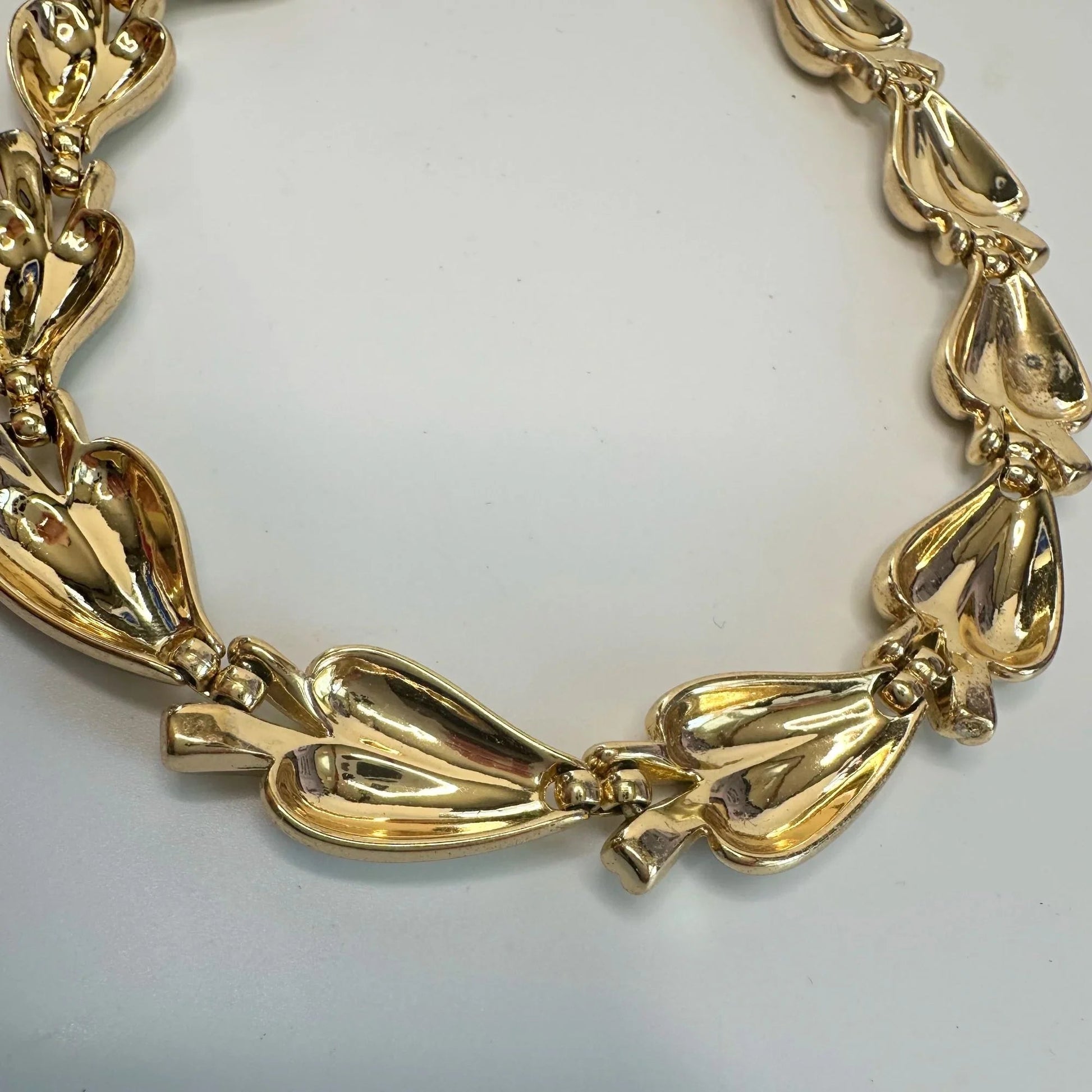 Women's Beautiful Trifari Gold Tone Leaf Design Necklace - trifari - Necklace - A+ Stuff