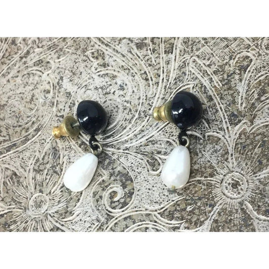Women's Black and White Dangle Earrings with Backs - A+ Stuff - Earrings - A+ Stuff