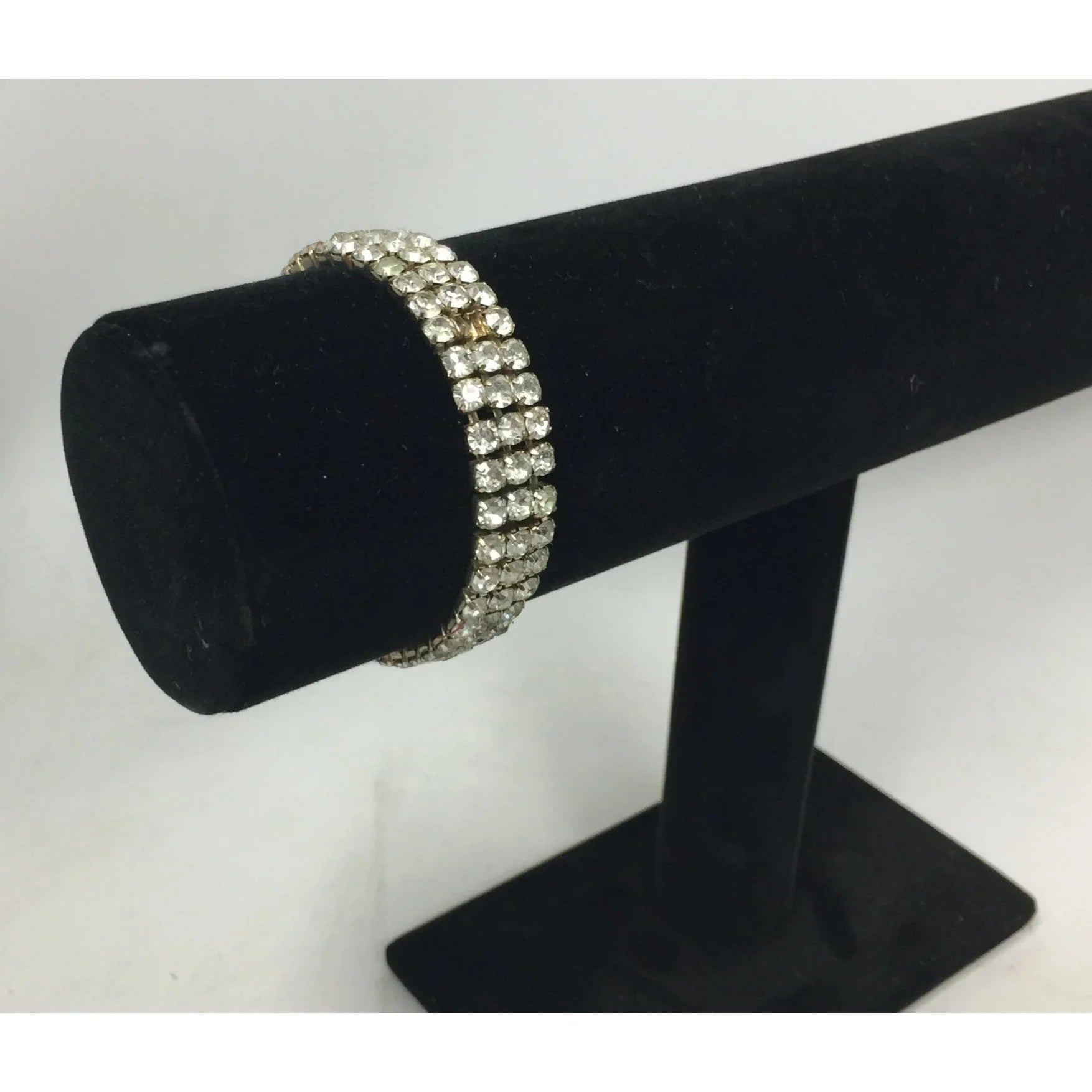 Women's Classy Elegant Silver Toned Rhinestone Bracelet - A+ Stuff - Bracelet - A+ Stuff