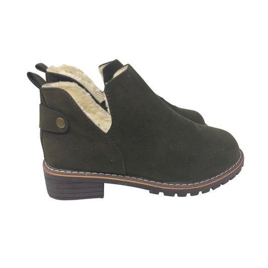 Womens L.L. Bean Olive Green Colored Boots Size 6.5 with Original box - l.l. bean - Shoes - A+ Stuff