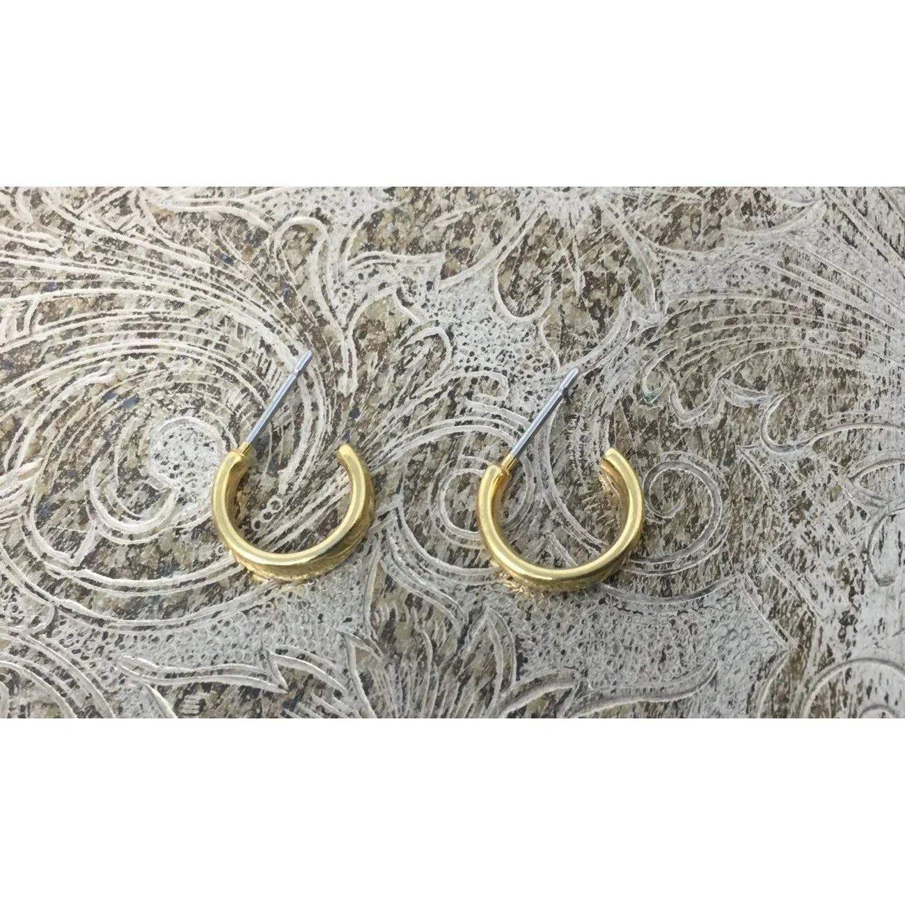 Women's Small Gold Tone Hoop Earrings (No backs) - A+ Stuff - Earrings - A+ Stuff