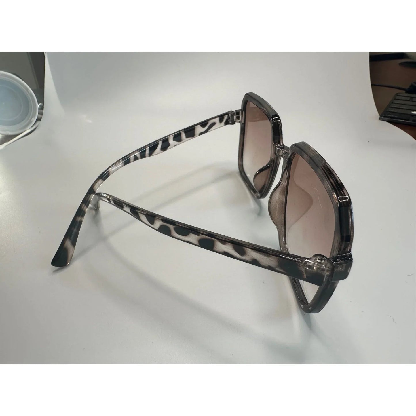 Women's Sunglasses with Large Frames - A+ Stuff - Sunglasses - A+ Stuff