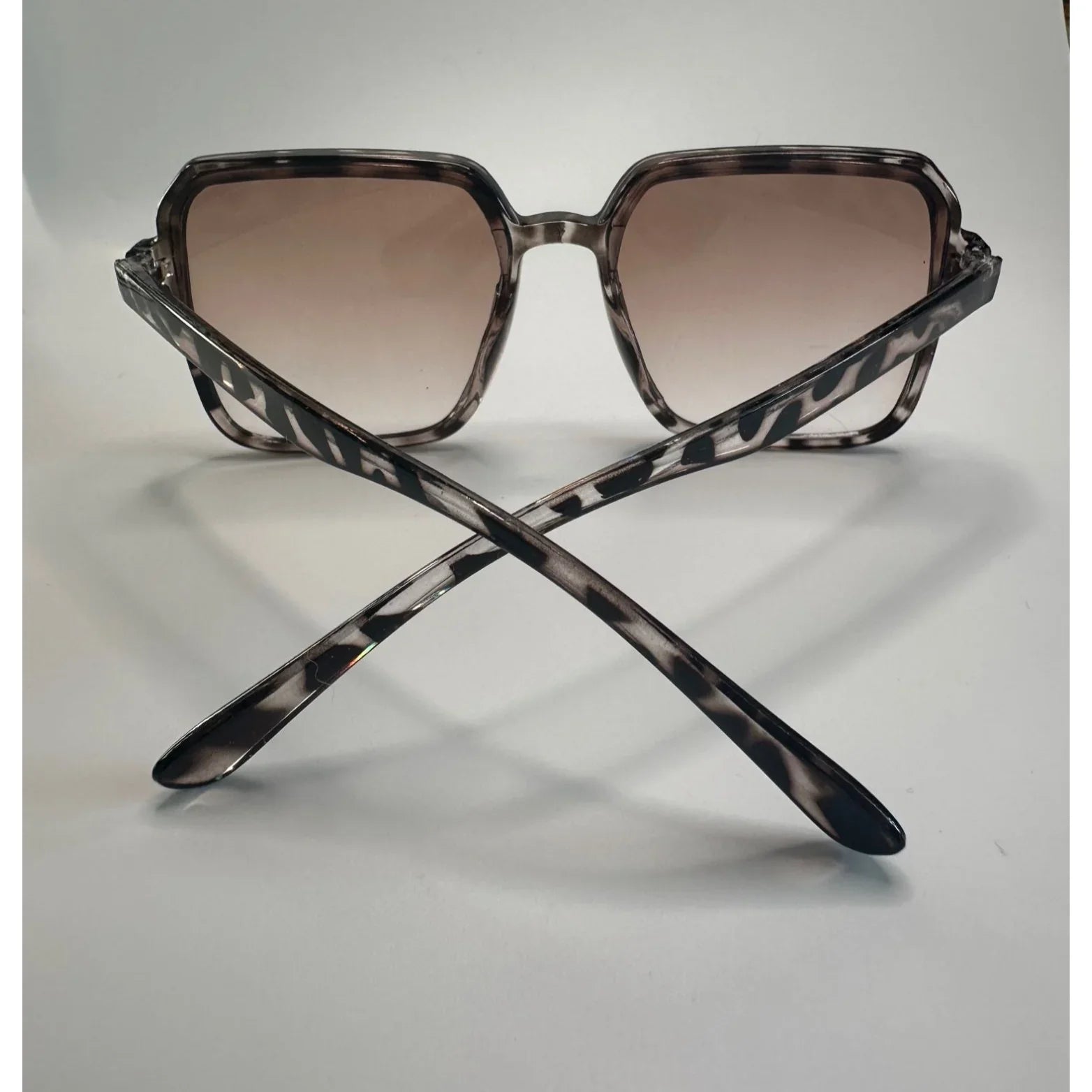Women's Sunglasses with Large Frames - A+ Stuff - Sunglasses - A+ Stuff
