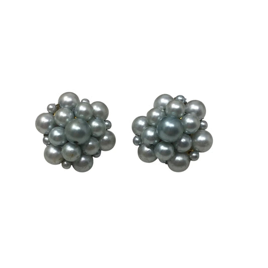 Women's Vintage Clip On Cluster Earrings - A+ Stuff - Earrings - A+ Stuff