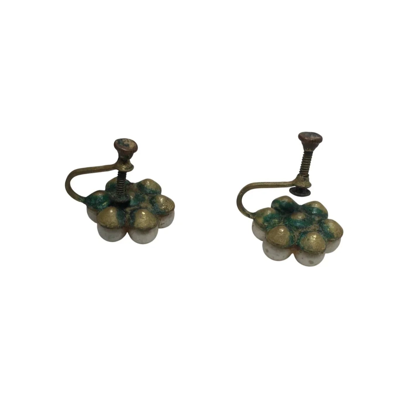 Women's Vintage Flower Shaped Cluster Screw Back Earrings - A+ Stuff - Earrings - A+ Stuff