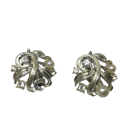 Women's Vintage LISNER Silver Tone Clip On Earrings - lisner - Earrings - A+ Stuff
