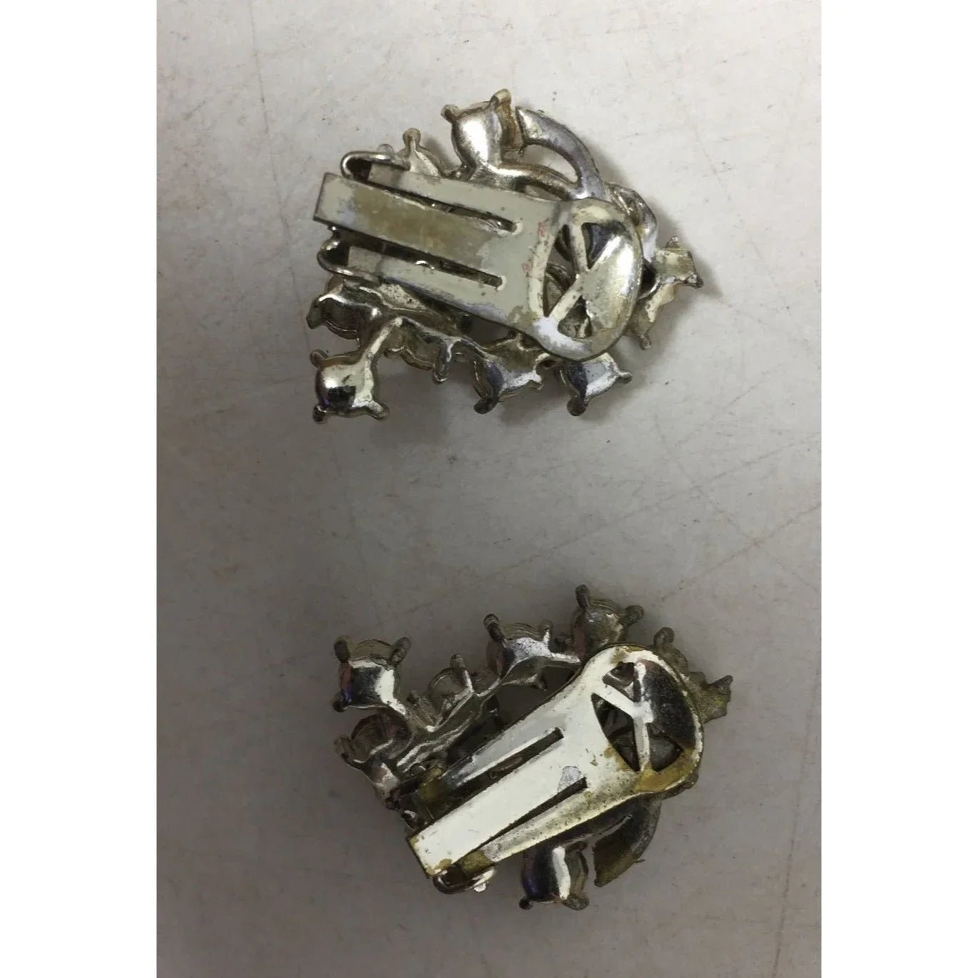 Women's Vintage Silver Tone Clip On Earrings with Rhinestones/Gemstones - A+ Stuff - Earrings - A+ Stuff