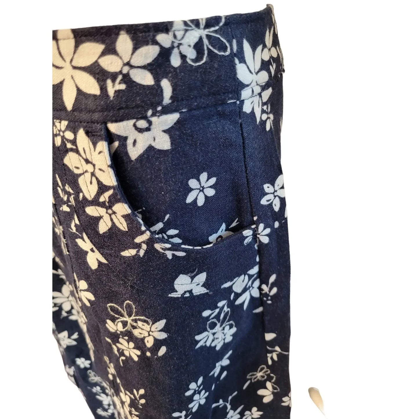 Christopher & Banks Womens Size 6 Blue Calf-Length Skirt with White Floral Pattern Size 6 Christopher & Banks