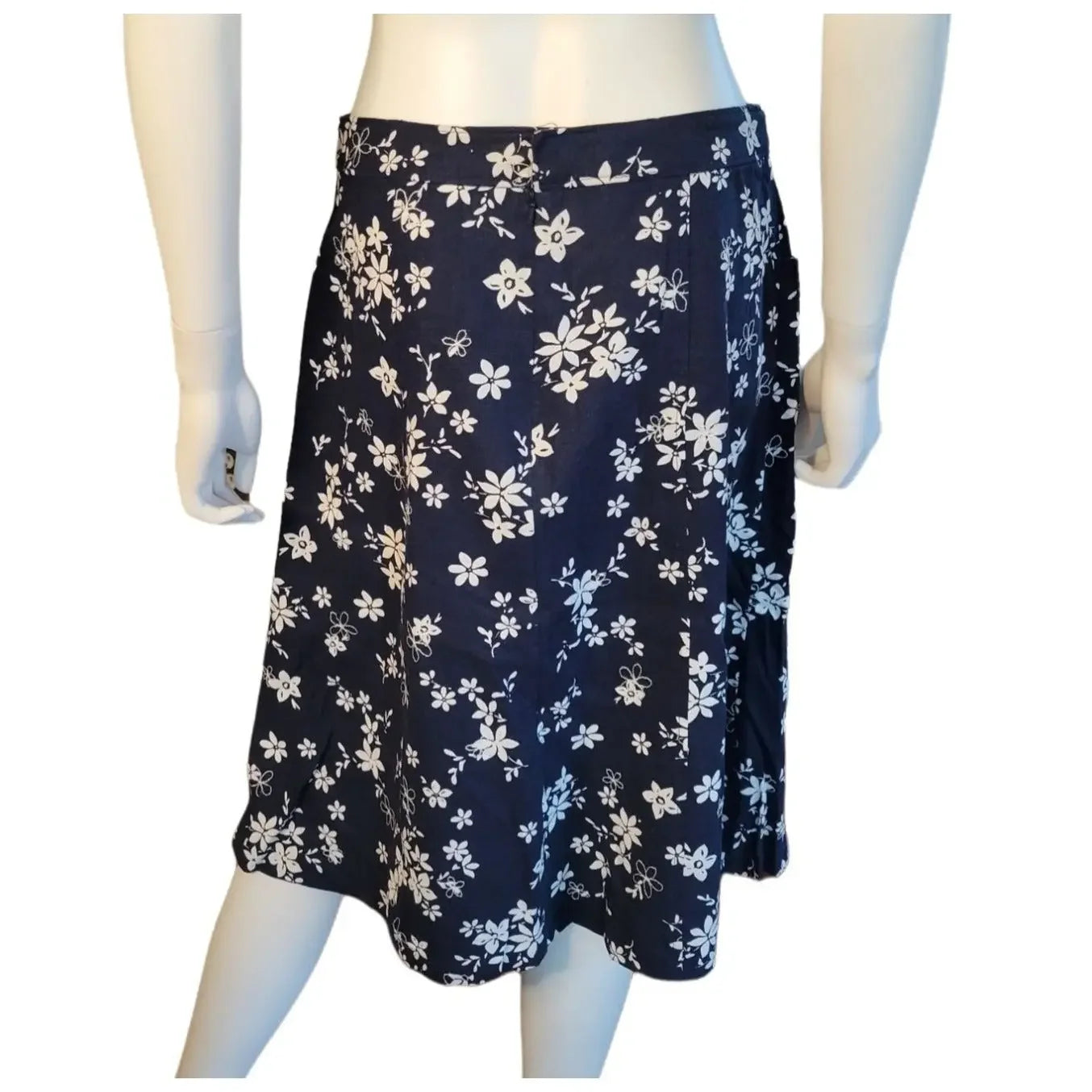 Christopher & Banks Womens Size 6 Blue Calf-Length Skirt with White Floral Pattern Size 6 Christopher & Banks