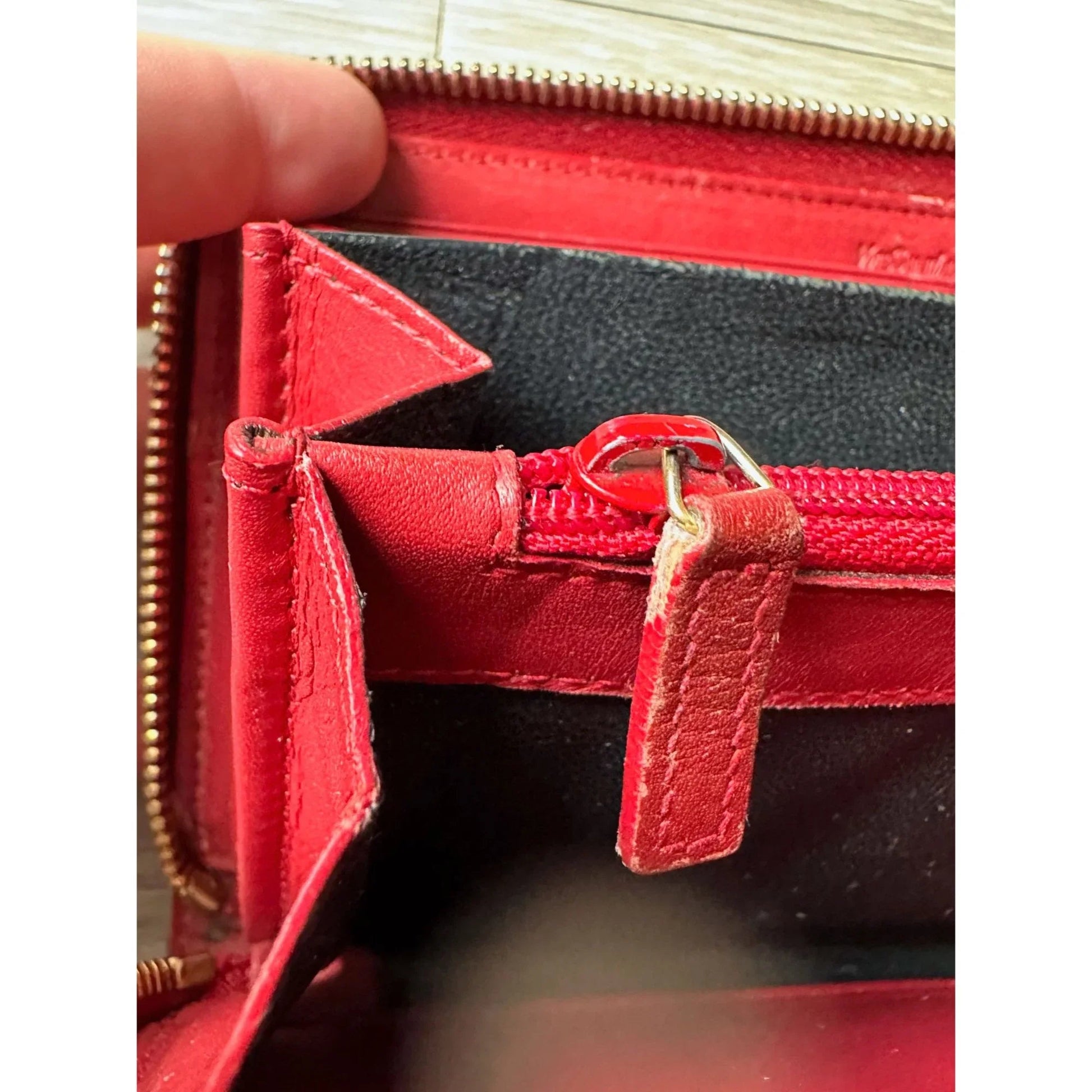 YSL Yves Saint Laurent Red Patent Leather Zippy Wallet - A+ Stuff