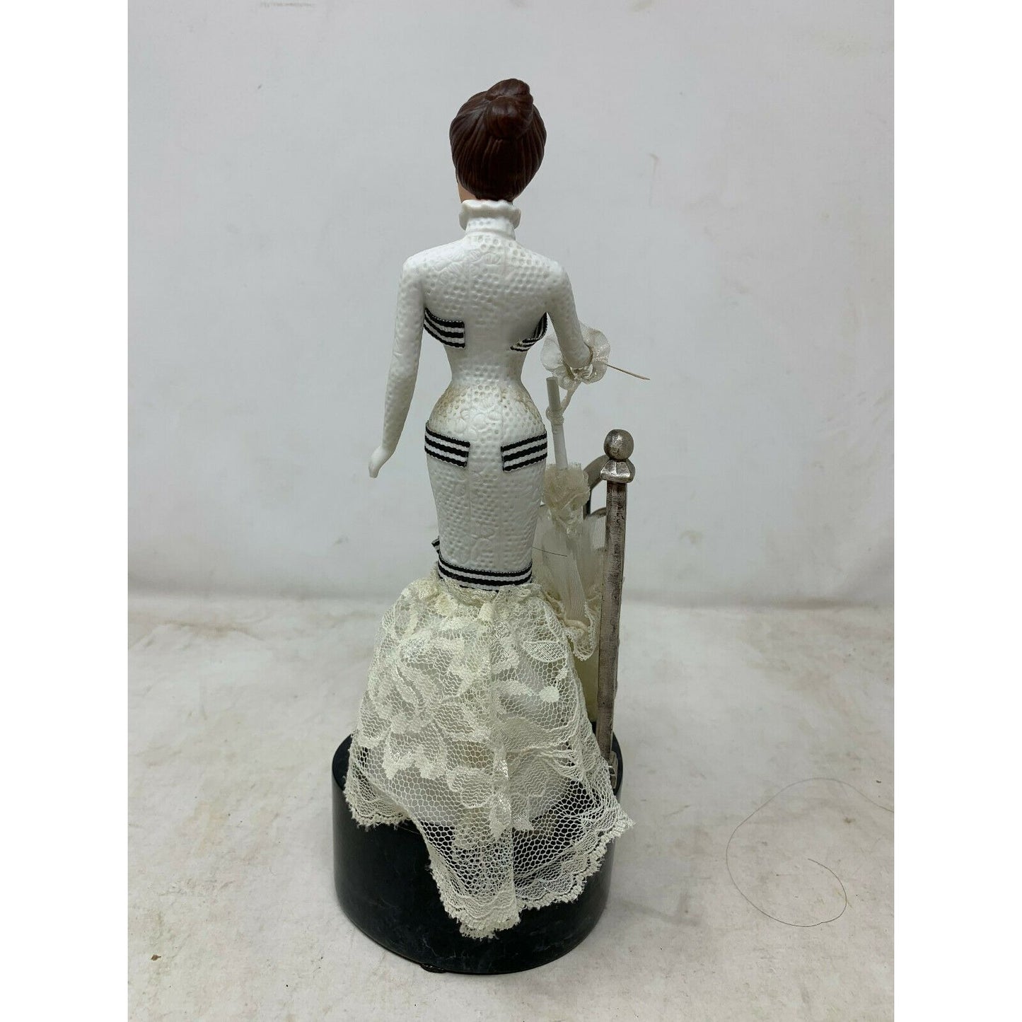 BARBIE as ELIZA DOOLITTLE Music Box "Ascot Gavotte" ltd 822/5000