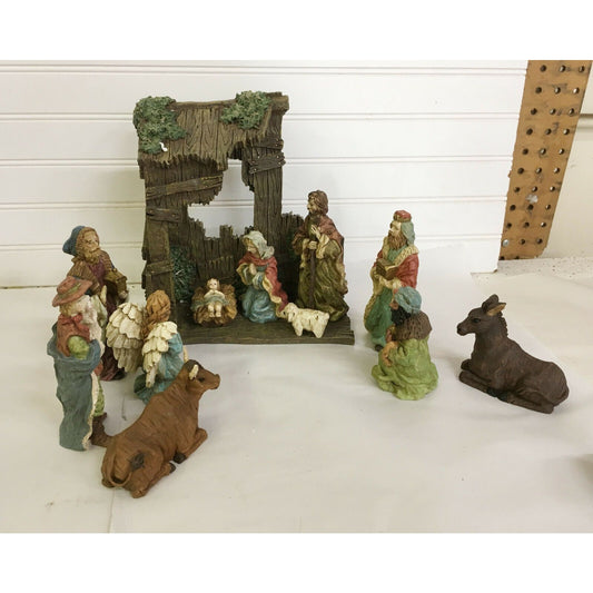 CHRISTMAS NATIVITY Scene Animals, Jesus, Mary, Angels, Joseph