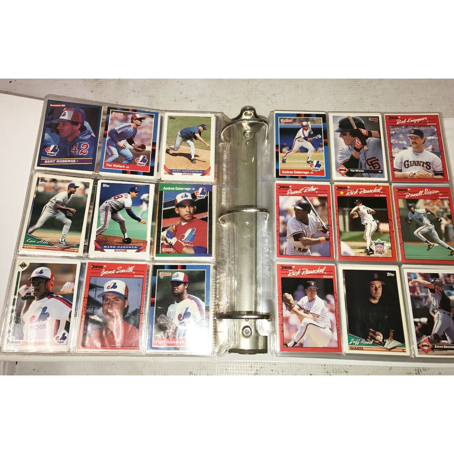 LARGE Binder BASEBALL Cards MLB Mvp Sandberg, Griffey, Sanders,