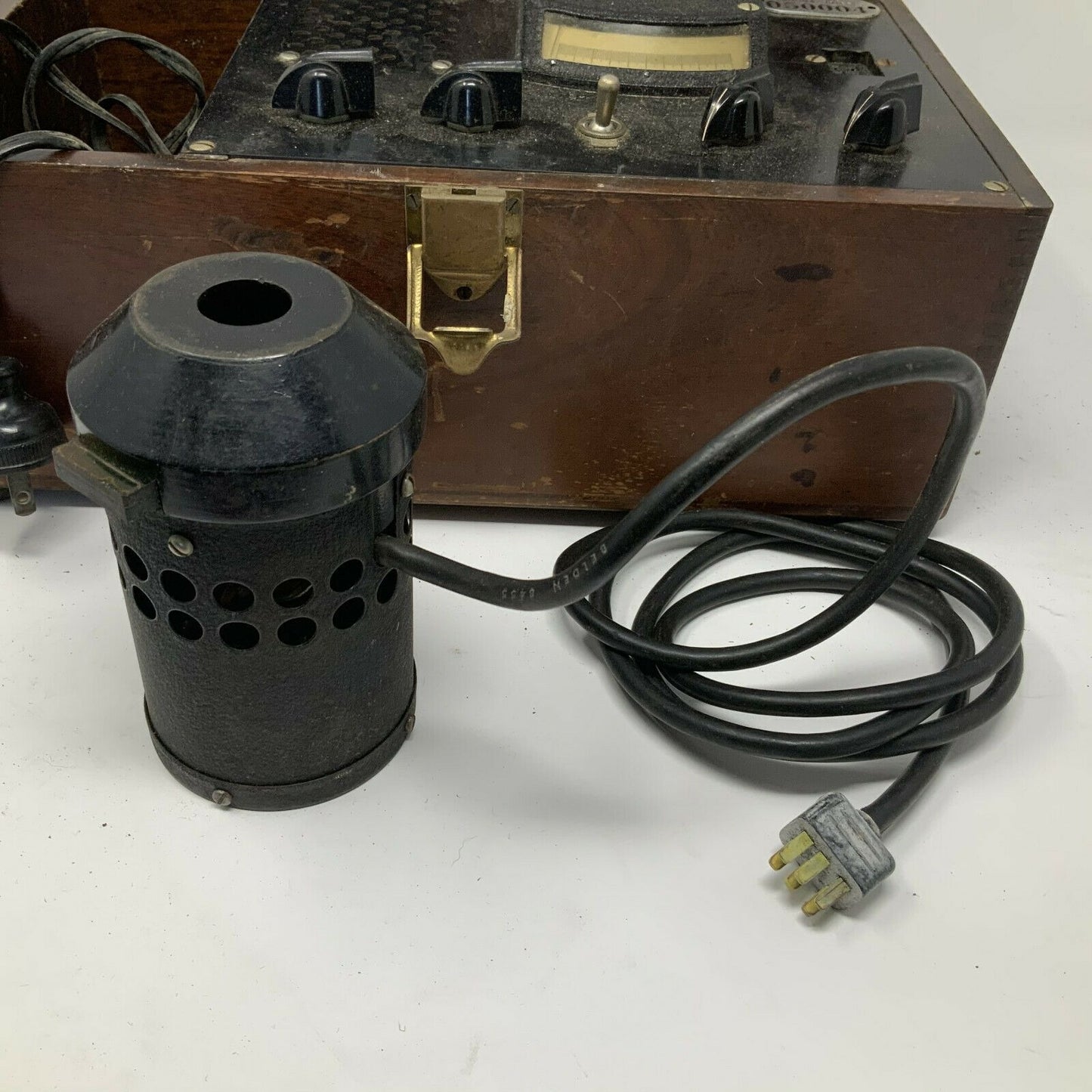 Antique PHOTOVOLT Model 610 PHOTOELECTRIC REFLECTION METER