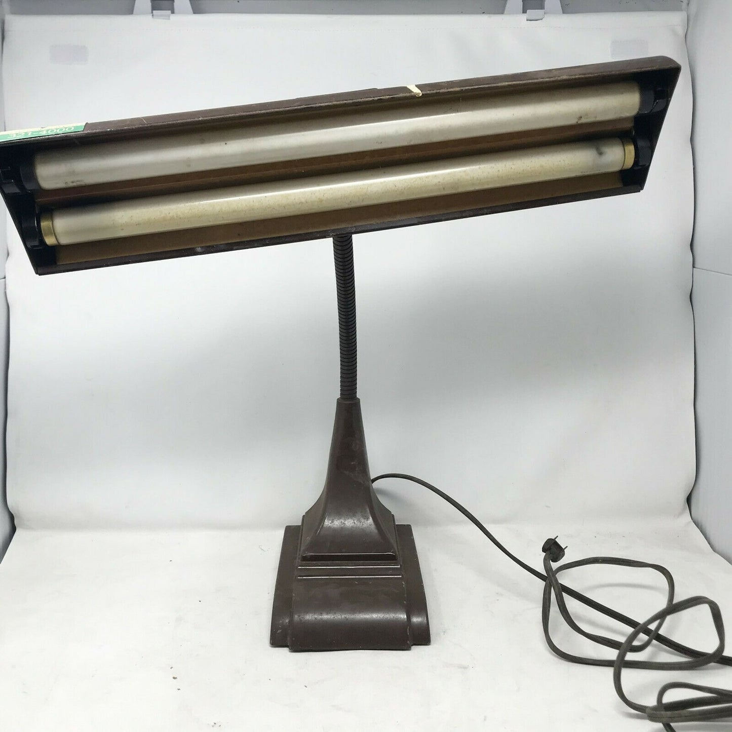 Vintage INSUSTRIAL STYLE Art Deco METAL DESK LAMP Working  - RETRO Light Lamp