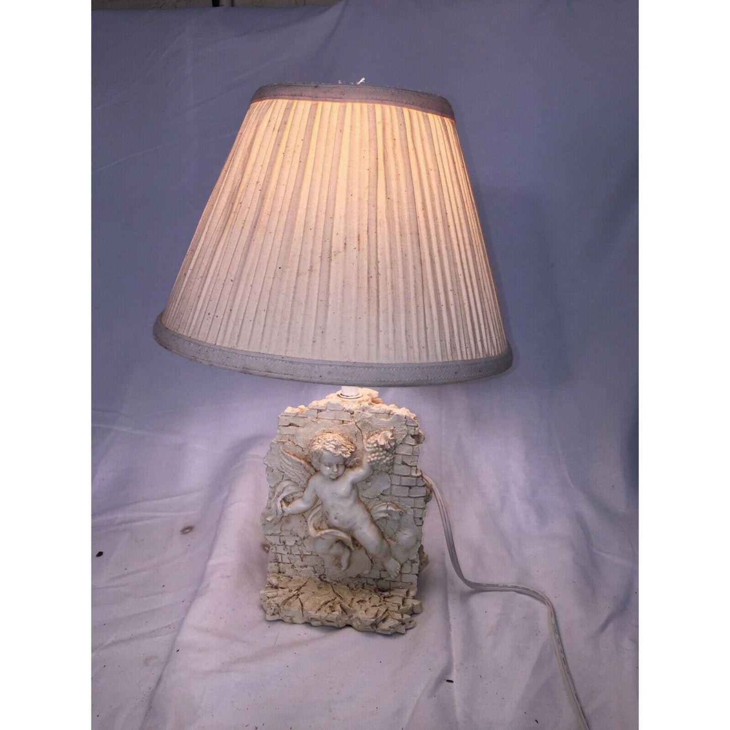 Cherubw Grapes by Wall Table Lamp Plaster / Resin with Shade 15"