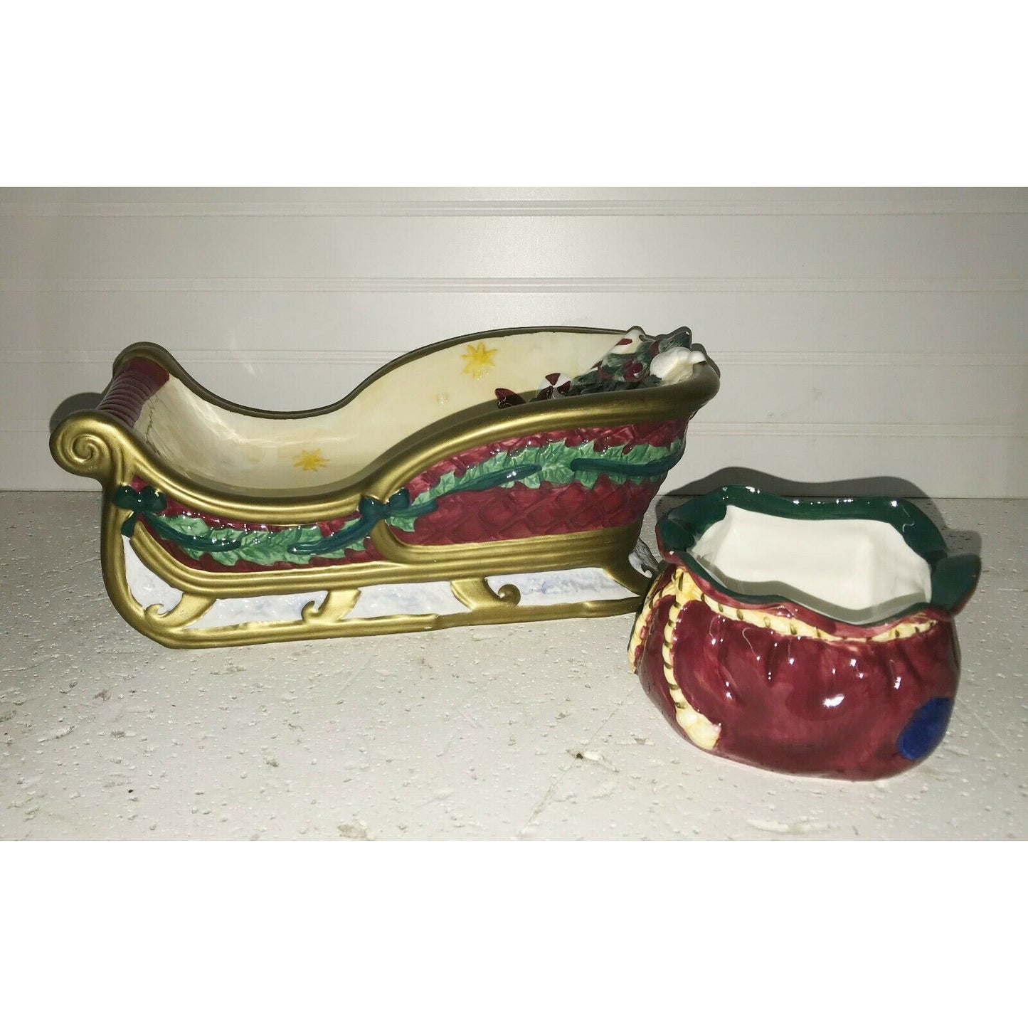 CARDINAL SLEIGH 2 Pc CHRISTMAS Hand Painted Ceramic Chip & Dip Set