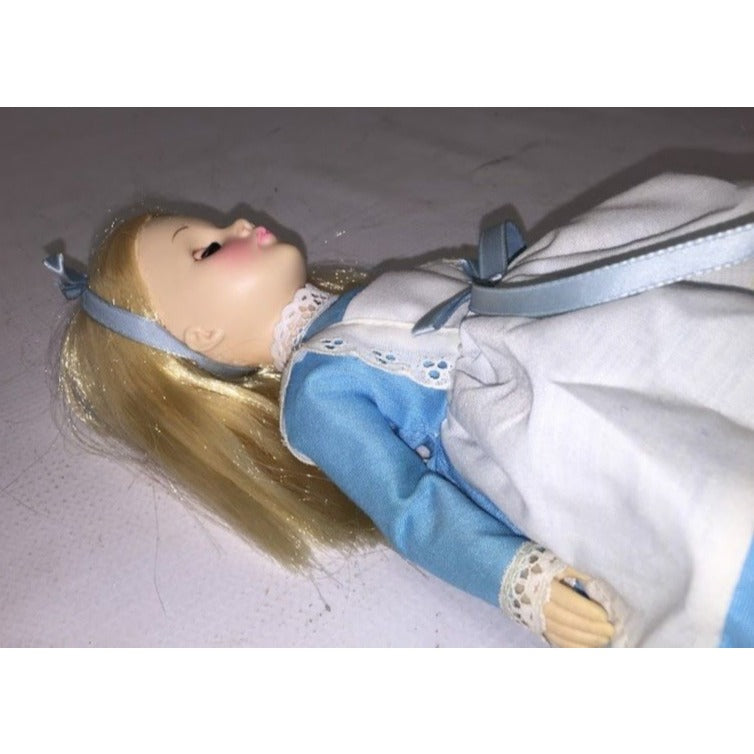 Effanbee Storybook - Alice in Wonderland Doll - vinyl - 11 inches