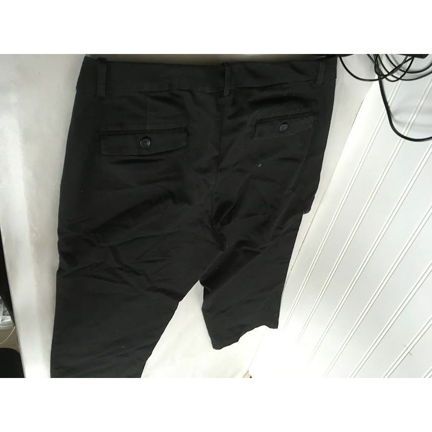 Women's Dockers black Capri Pants - womens size 8