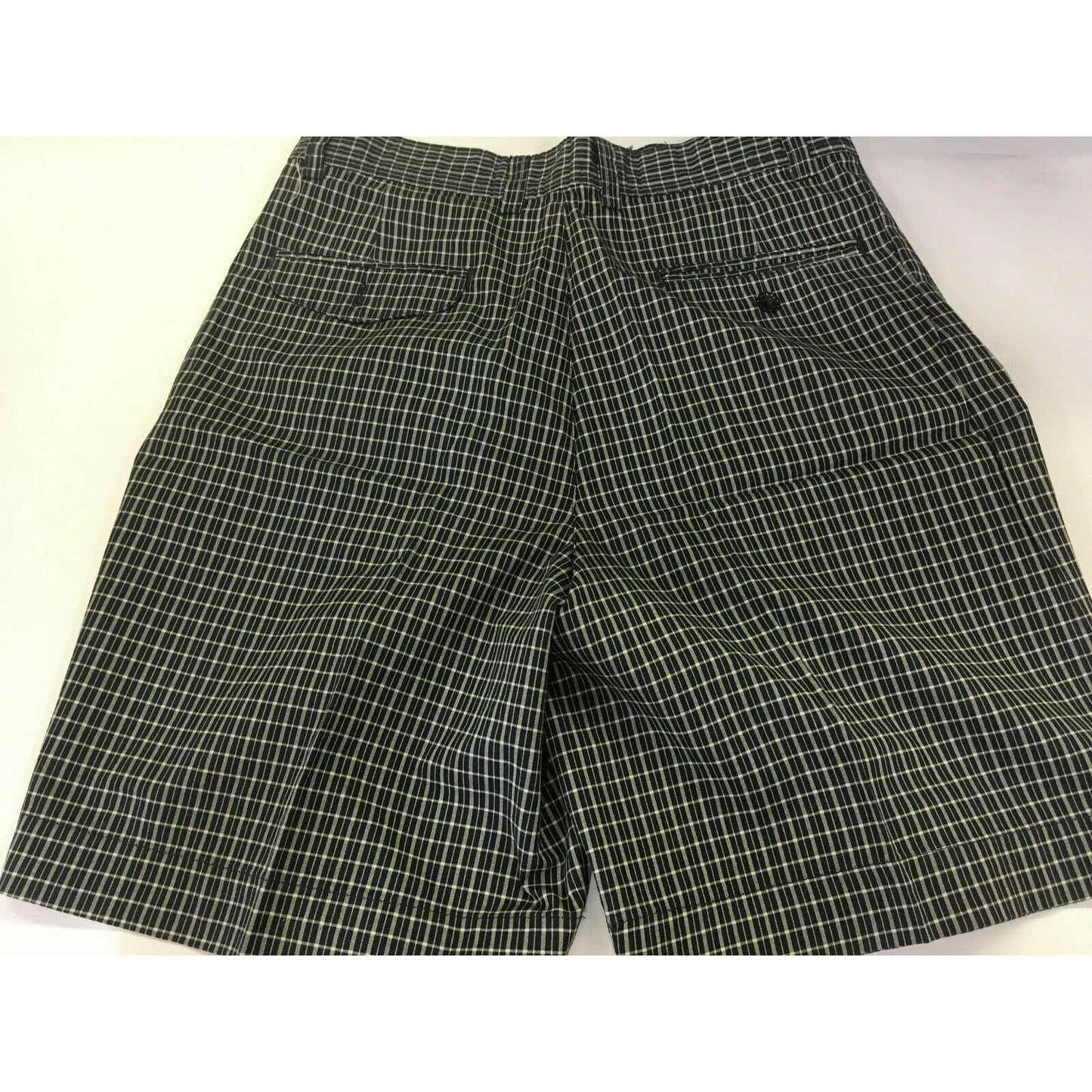 CLAIBORNE Mens size 31 Casual Dark Plaid Checkered Shorts - 100% Cotton