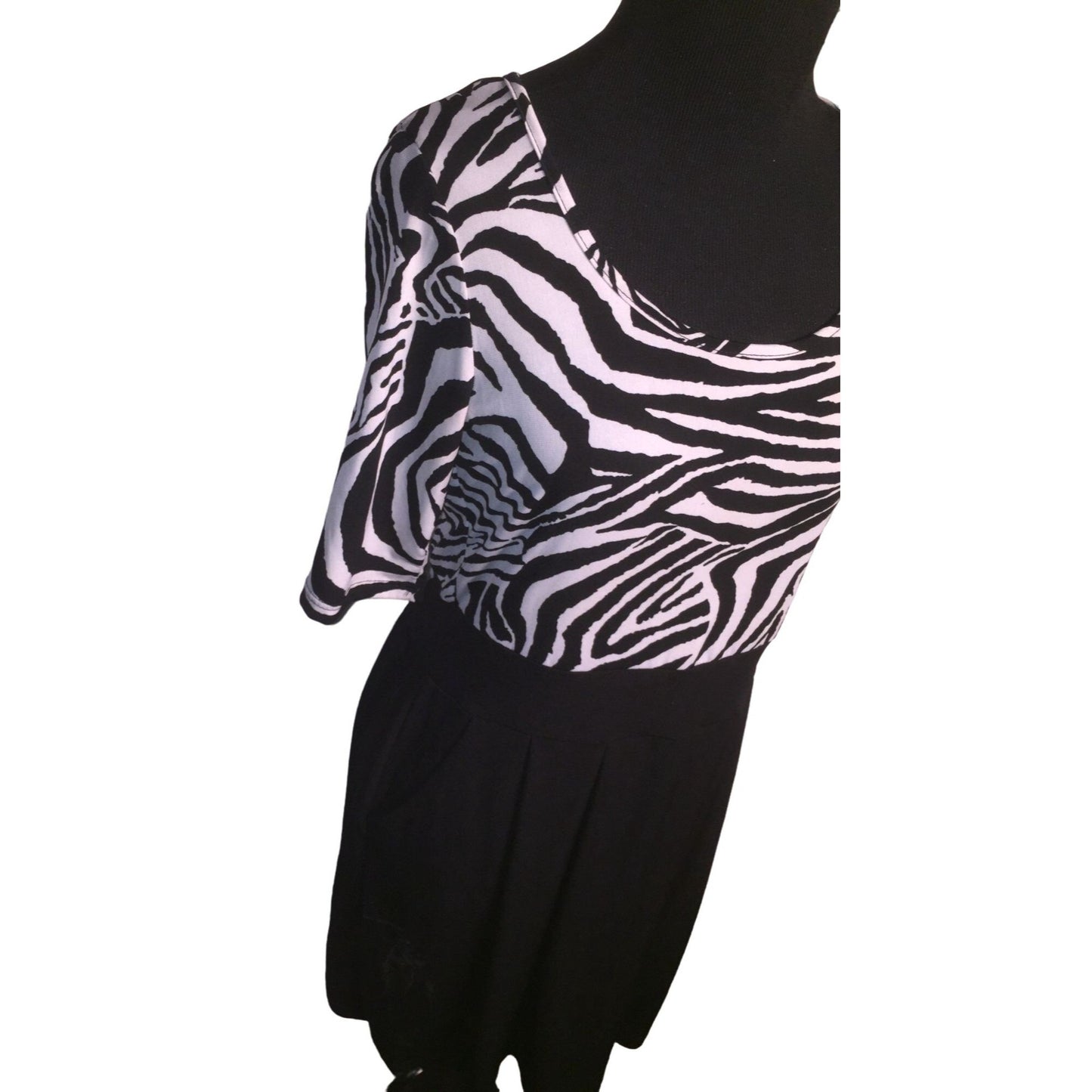 Catch My I Zebra Print and Black Dress - 3/4 Sleeve Scoop Collar Size M