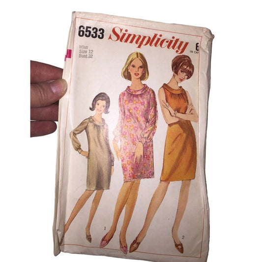 Set of (4) Vintage Sewing patterns - Dresses, tops, outfits - Simplicity & Butterick - Make Your Own Clothes Simplicity  A+ Stuff