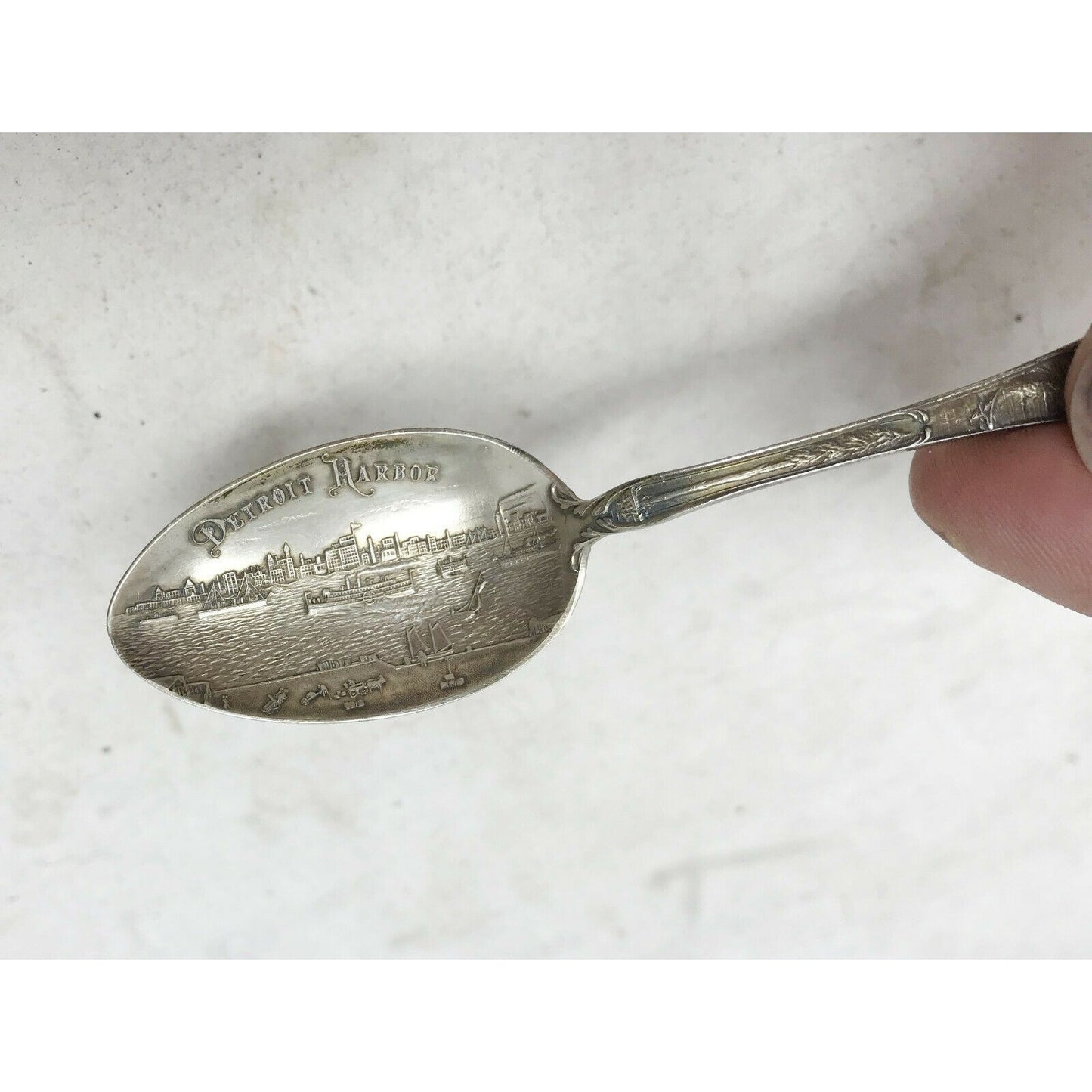 DETROIT HARBOR  Exceptional STERLING Souvenir Spoon .93 ounce