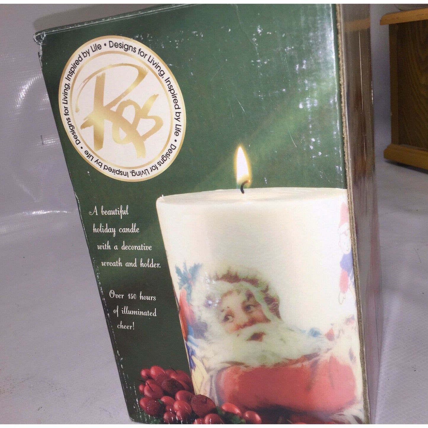 Christmas Decorative Candle w Smiling SANTA CLAUS Design, Wreath