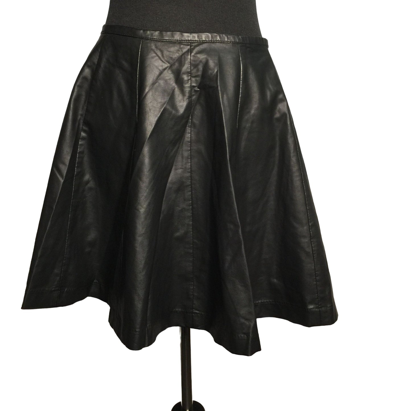 L'Amour Black leather pleated skirt - Womens size Medium