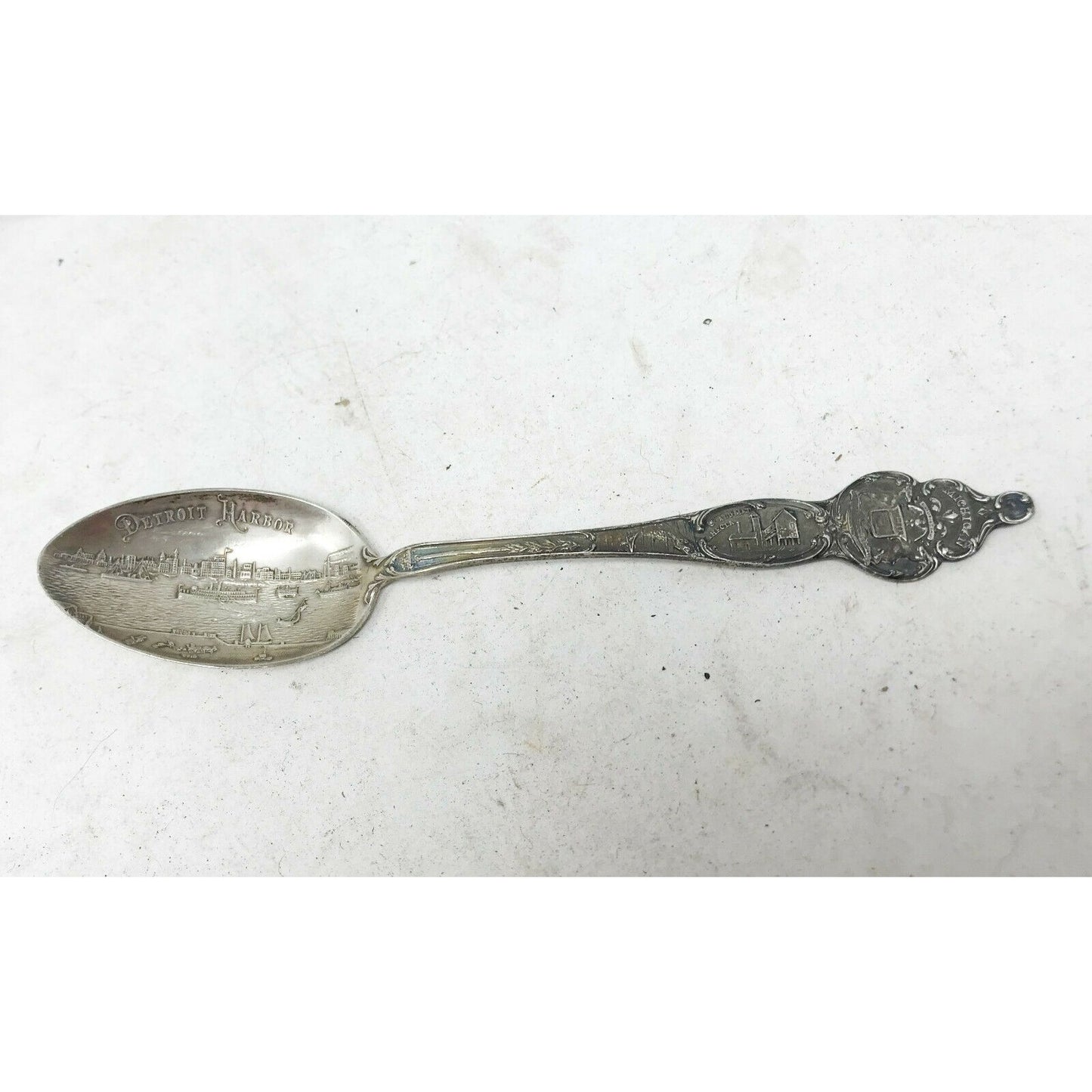 DETROIT HARBOR  Exceptional STERLING Souvenir Spoon .93 ounce