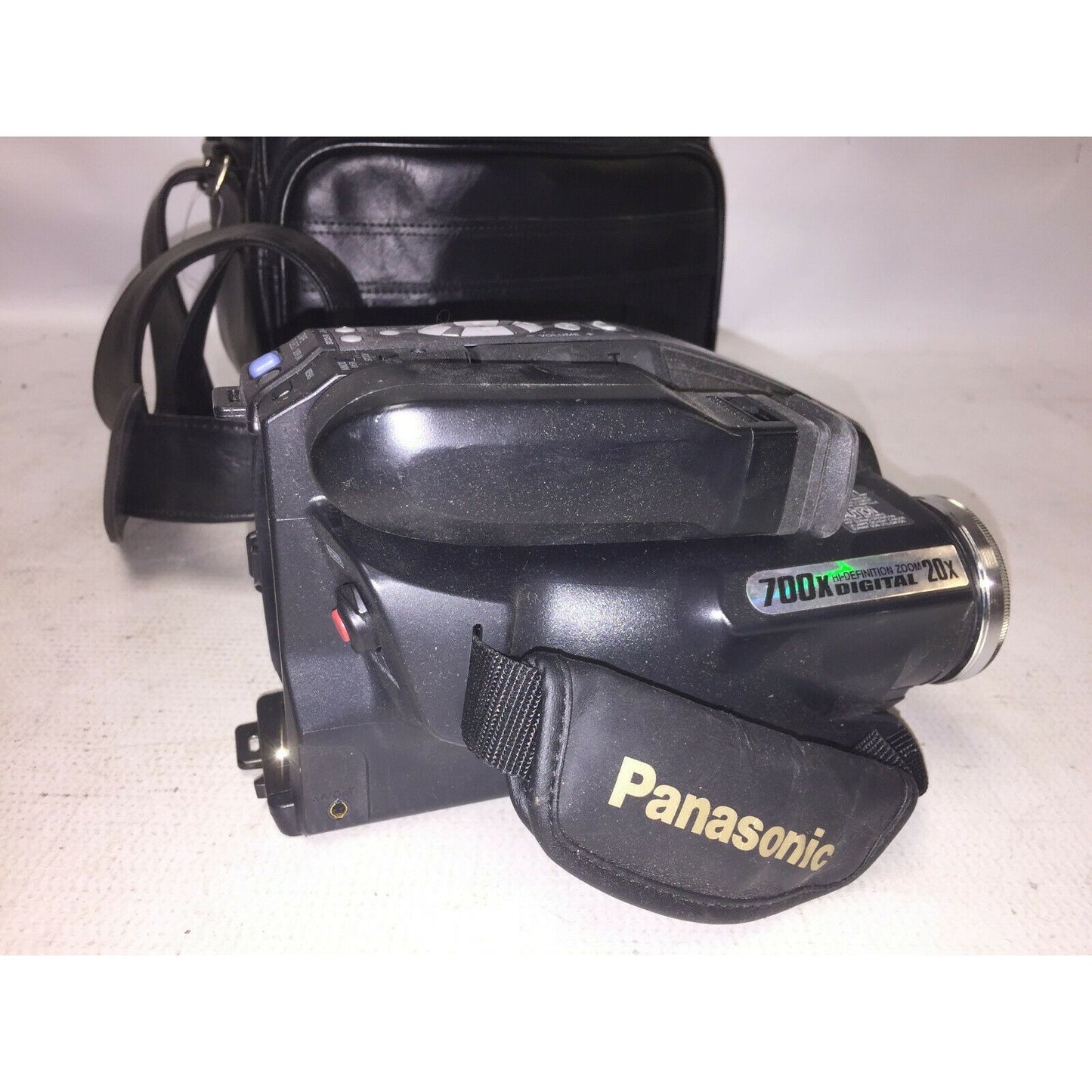 Panasonic Palmcorder PV-L352D Personal Camcorder 700x Digital Zoom