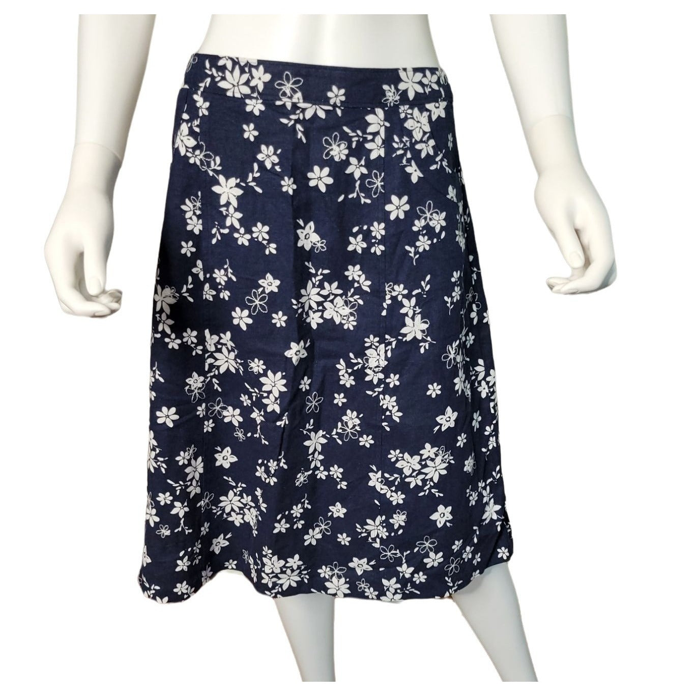 Christopher & Banks Womens Size 6 Blue Calf-Length Skirt with White Floral Pattern