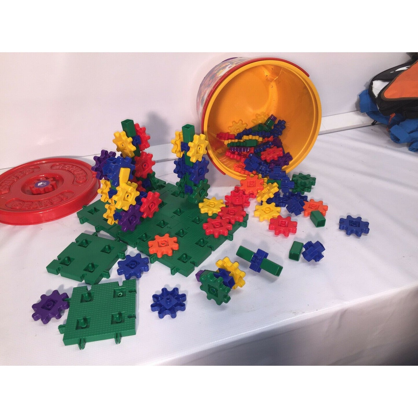 Gears!Gears!Gears!® Tub Super Building Set Supports STEM - 130+ Pcs