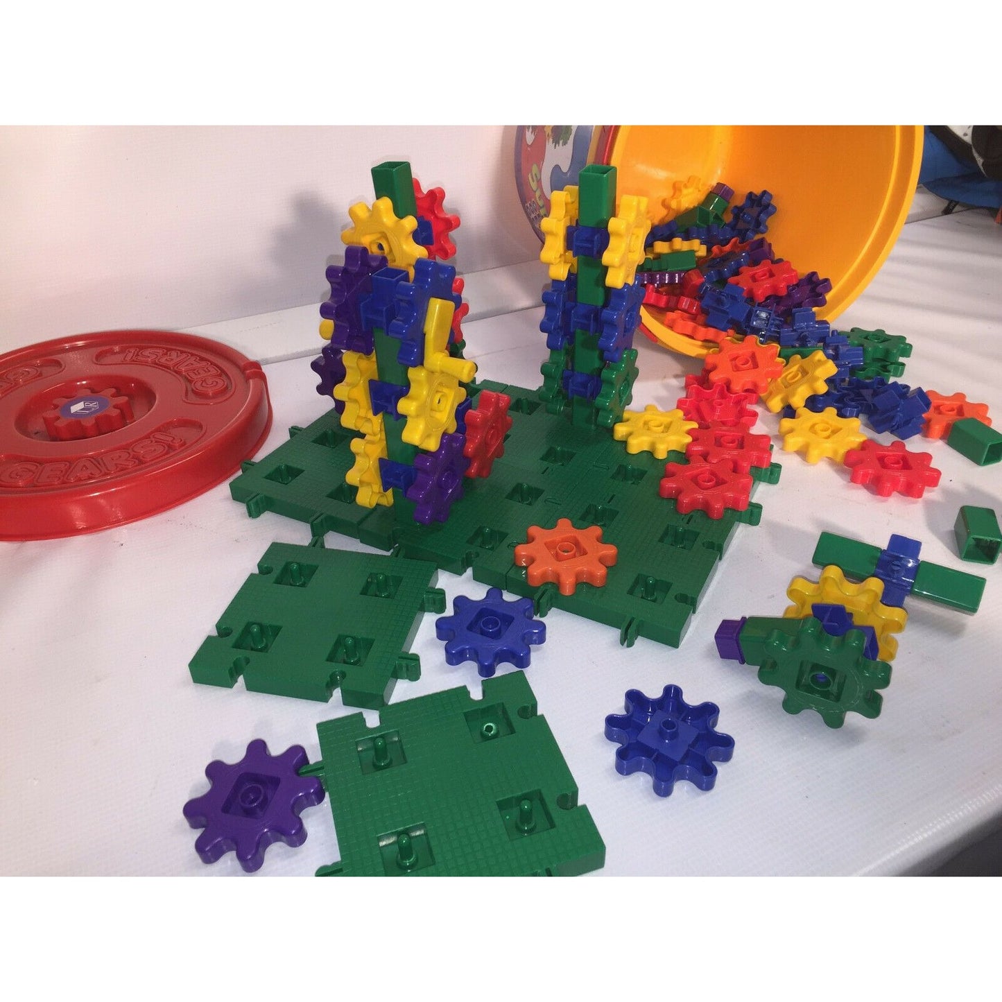 Gears!Gears!Gears!® Tub Super Building Set Supports STEM - 130+ Pcs