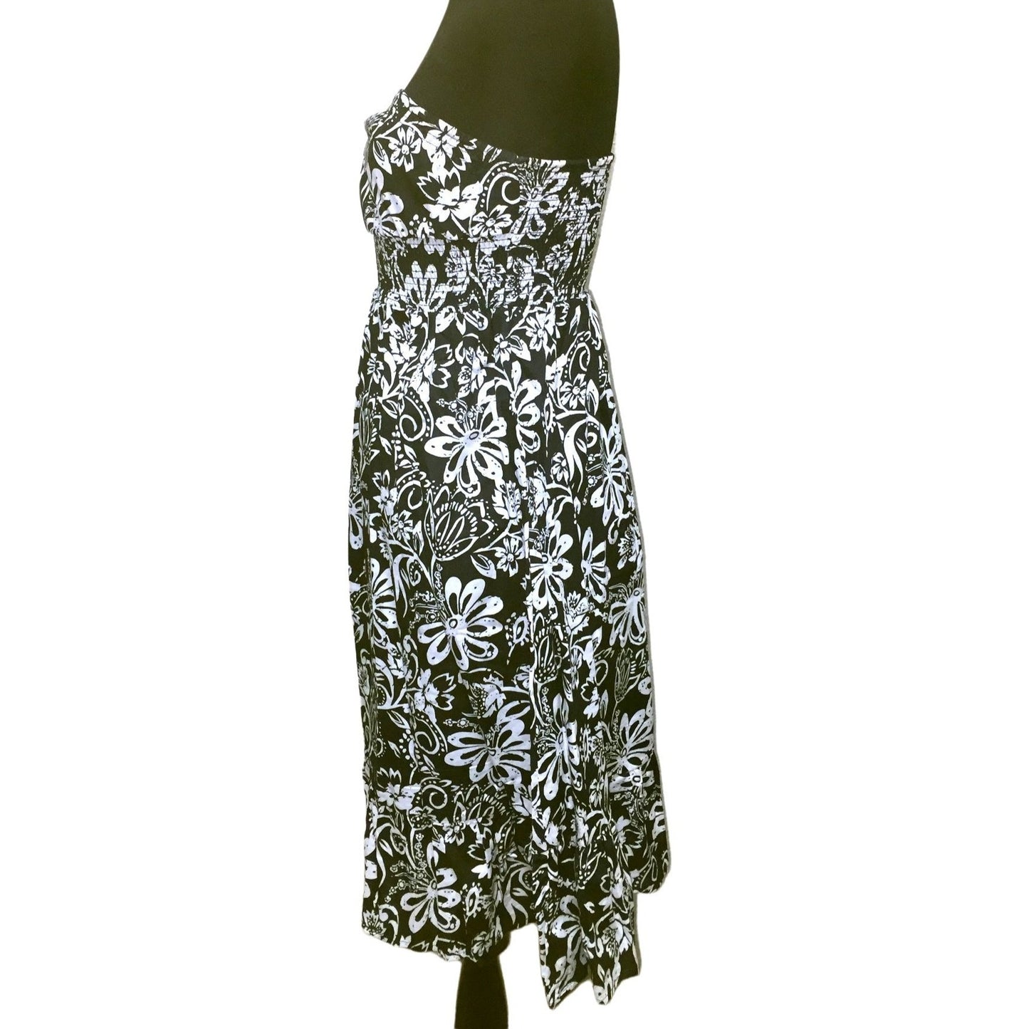 CHARLOTTE RUSSE Black and White (Cream) Floral Print Cocktail Dress Size Medium