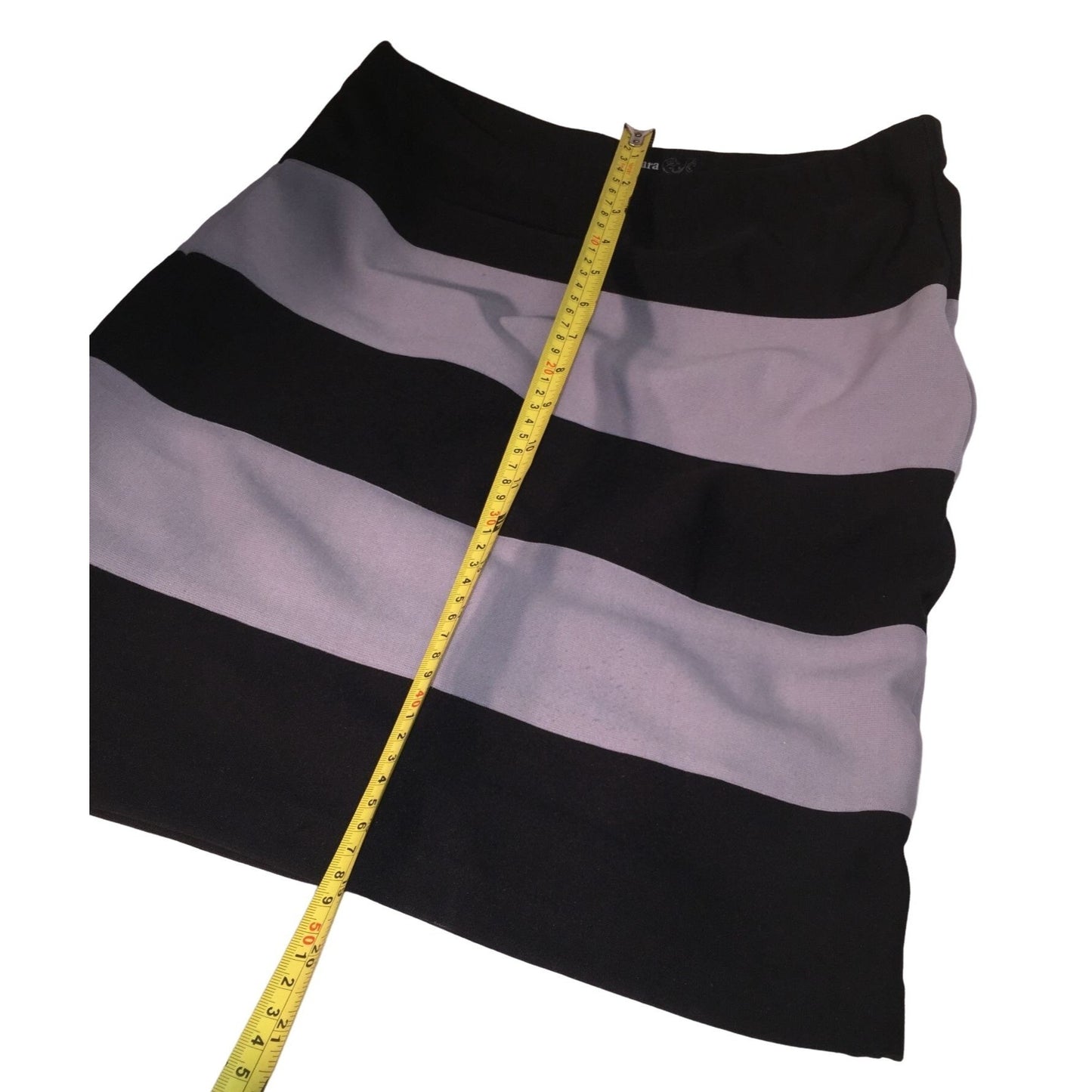 Takara Black and Gray Stripe Skirt (knee length or just above) - Womens size 7