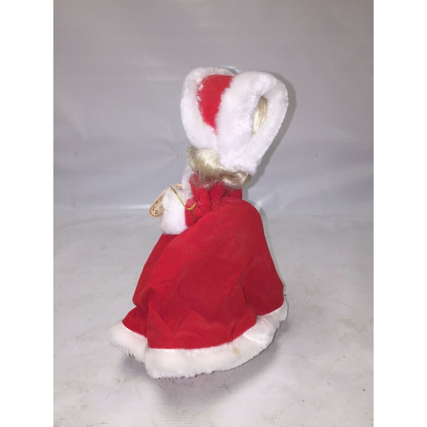 BRINN'S 1986 Musical Collectibles DOLL WHITE CHRISTMAS Red 12''