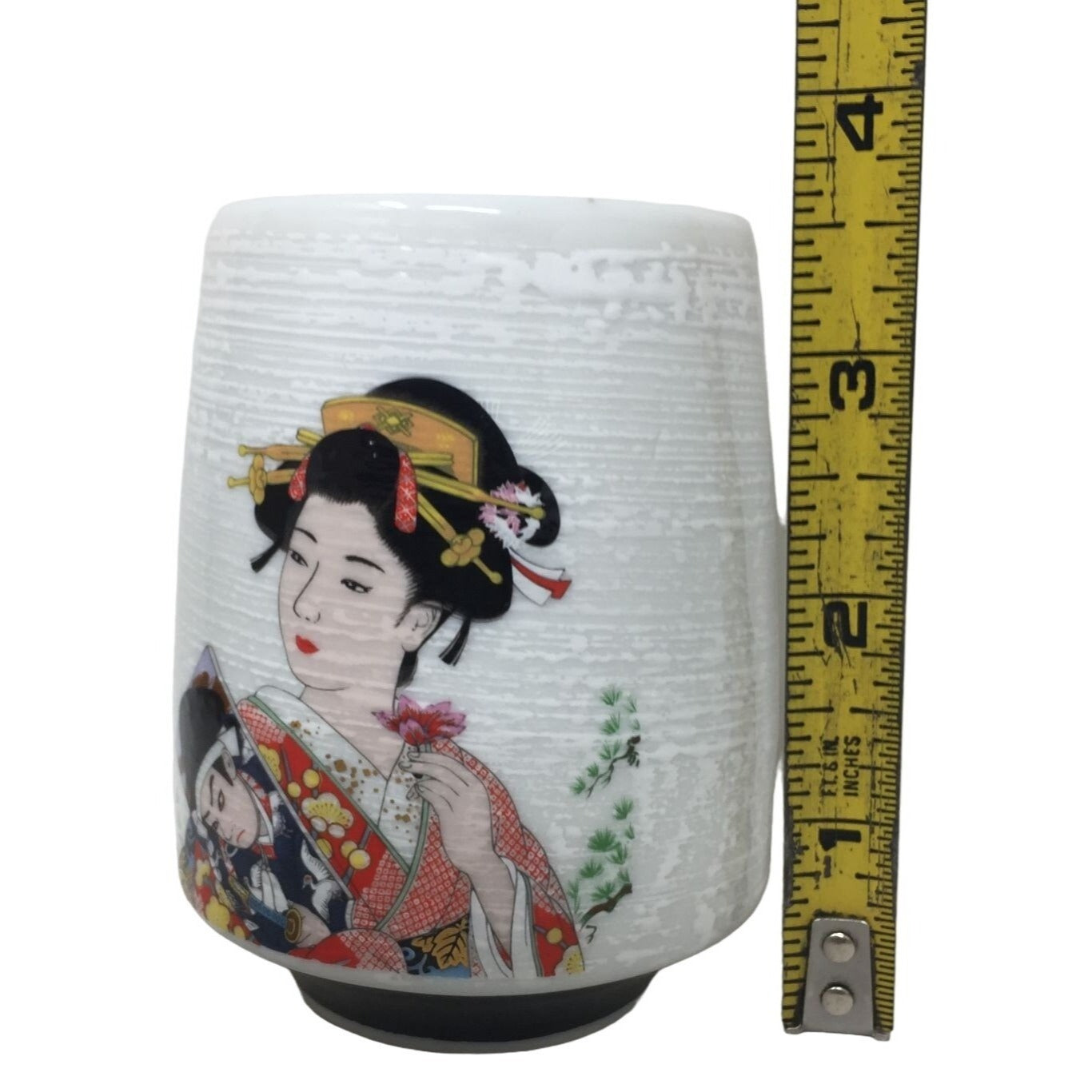 Japanese Geisha Woman Saki Cup - Red and Black Kimono