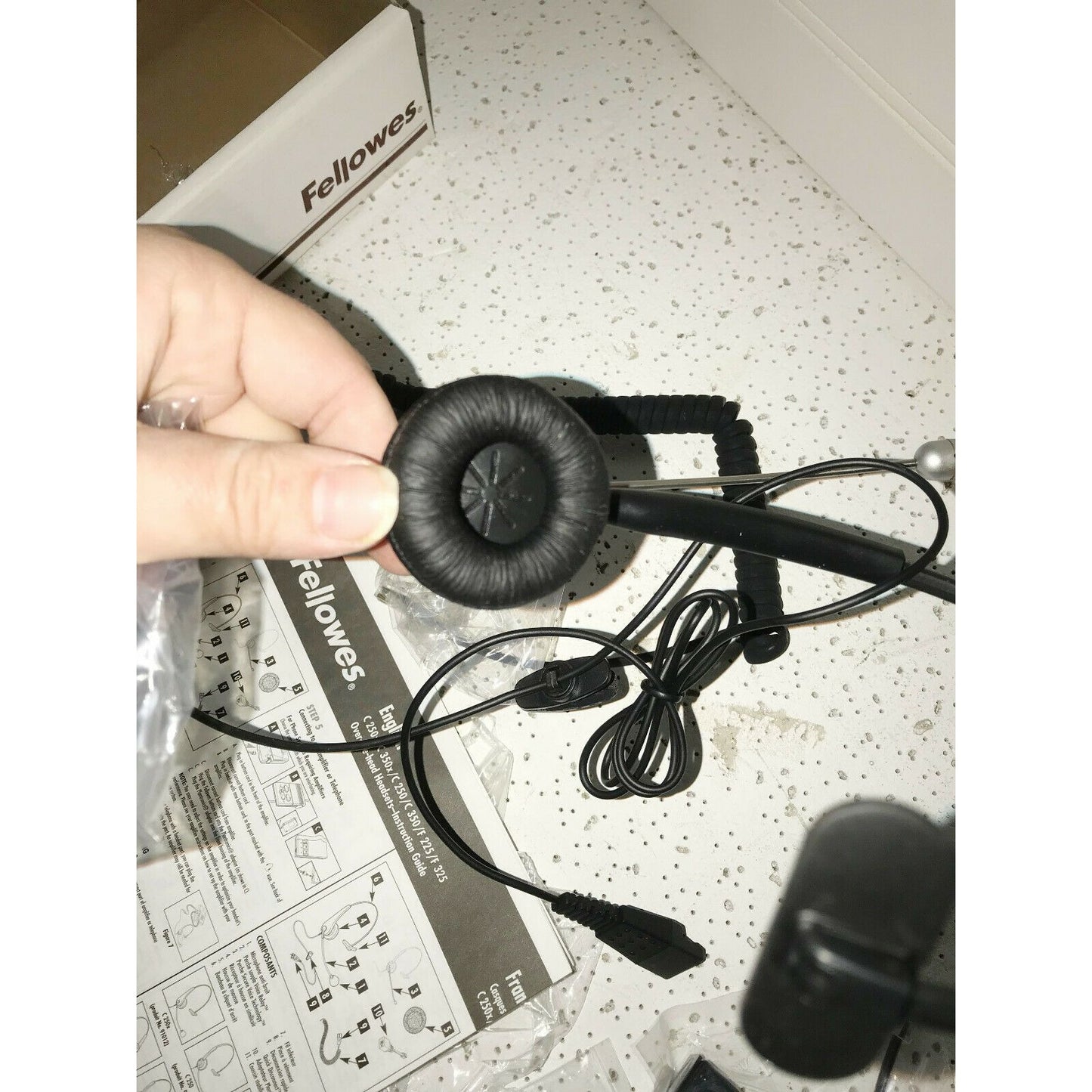 FELLOWES F225 MONAURAL HEADSET in Box 91010 Phone Headset w manual