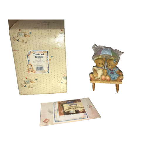 CHERISHED TEDDIES Carter and ELsie "We're Friends Rain or Shine"  Couple on Beach 302791