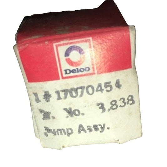 Delco GM part no. 1707054 1977-79 Pump Carborator - NOS - New Old Stock - General Motors Vintage OEM Replacment Part