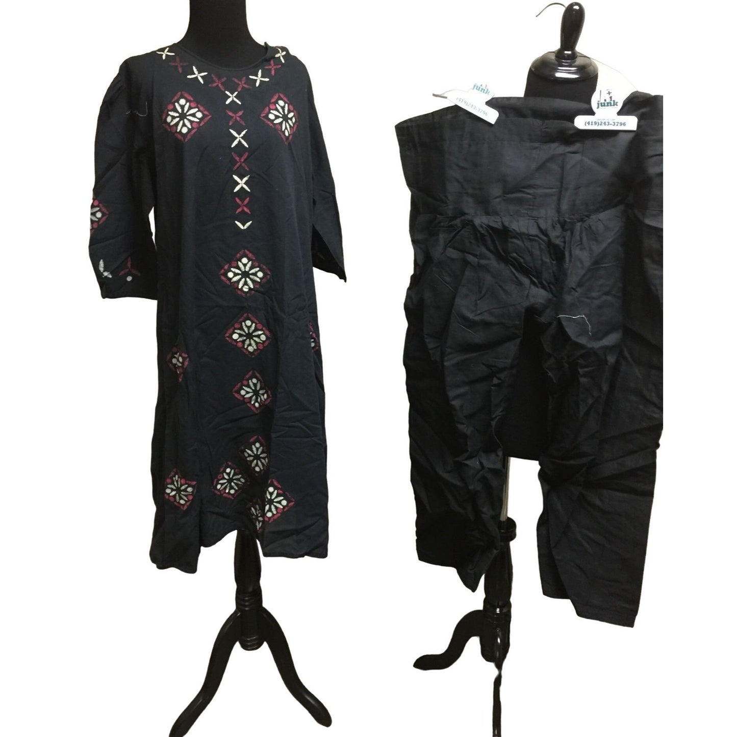 Black Cotton Kaftan (caftan) with red and white Stamped snowflake / red pattern