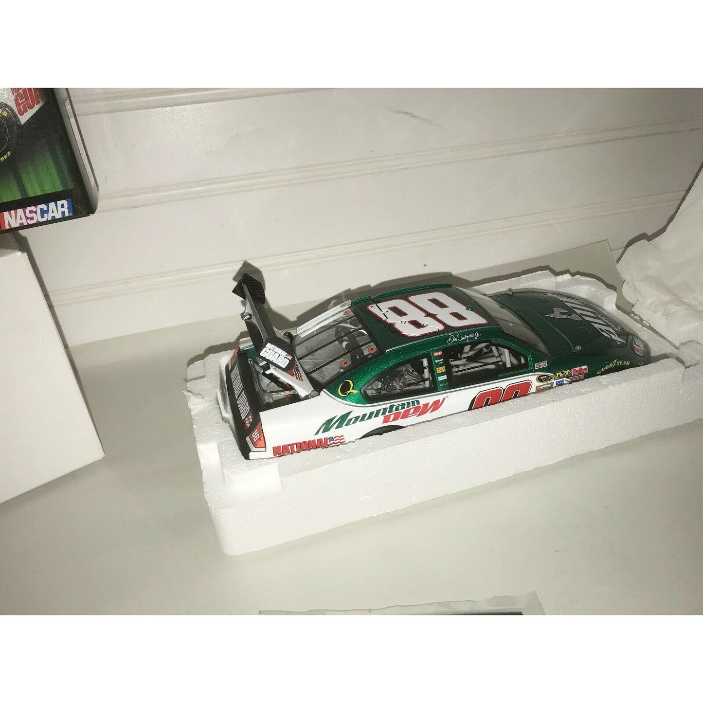 DALE EARNHARDT JR #88 Amp Energy / Mt. Dew 2008 1:24 Action Racing