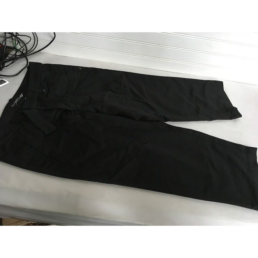 Women's Dockers black Capri Pants - womens size 8