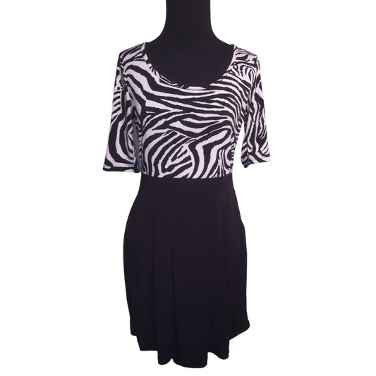 Catch My I Zebra Print and Black Dress - 3/4 Sleeve Scoop Collar Size M