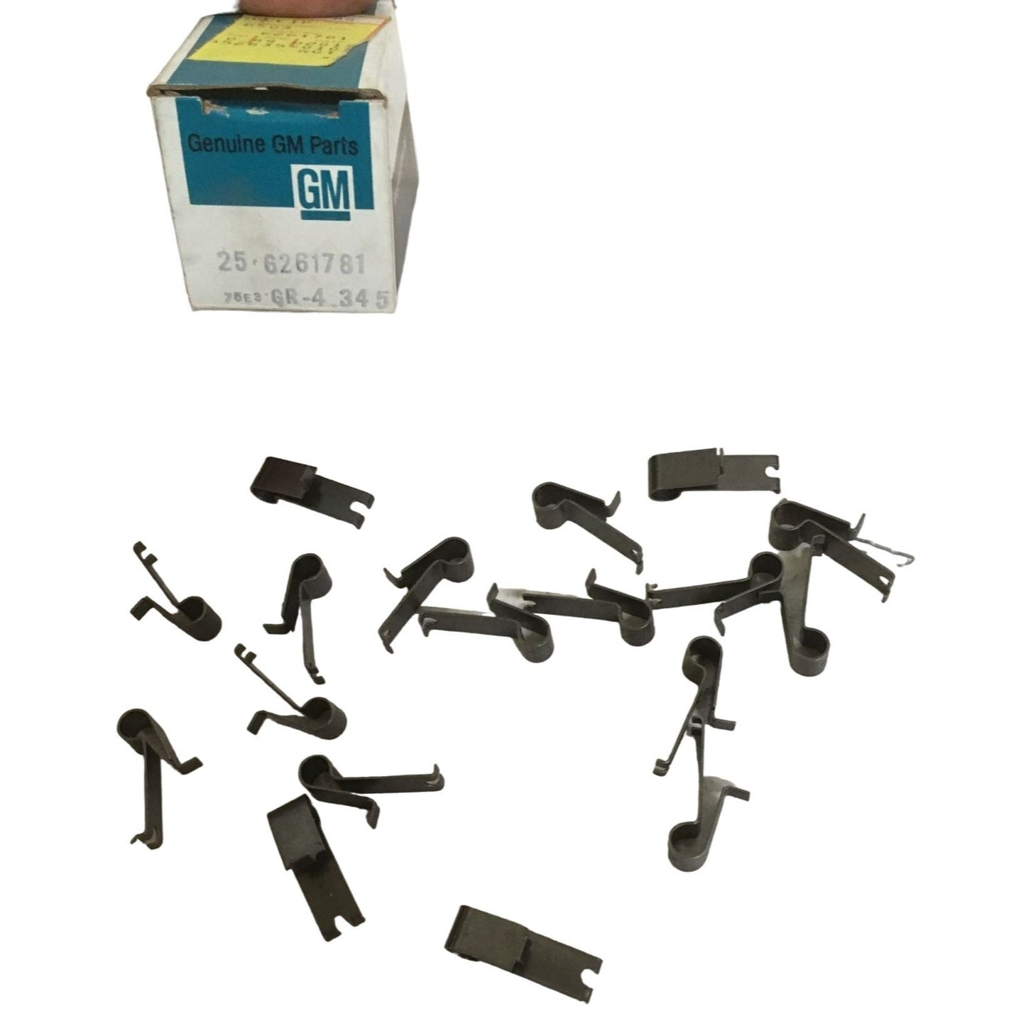 Genuine GM Part - No  6261781 - CLIP - GR 4.345 - approx 20 clips in  package - vintage discontinued General Motors Parts - selling whole pa