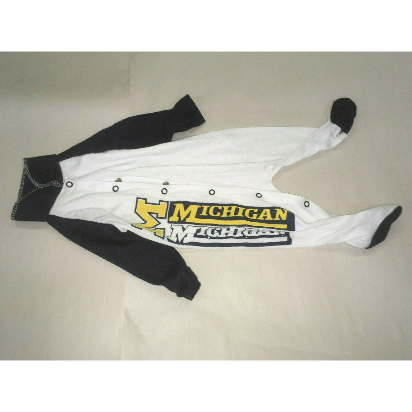 University of Michigan Wolverines Infant Sleeper (Med 14-18lb)