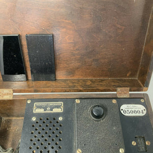 Descriptive image text