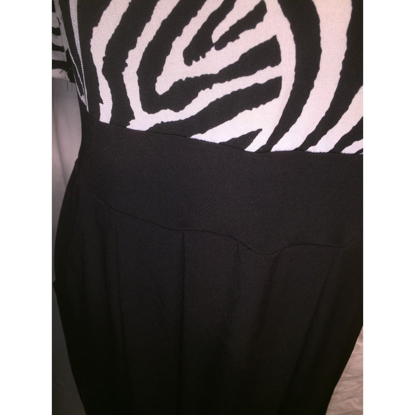 Catch My I Zebra Print and Black Dress - 3/4 Sleeve Scoop Collar Size M